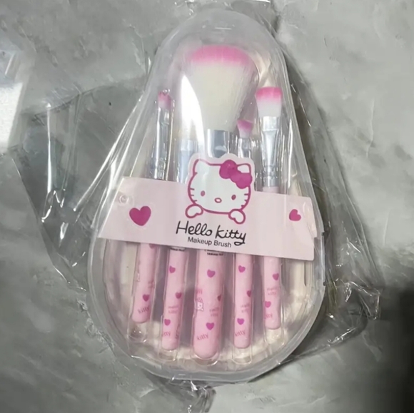 Hello Kitty Makeup Brush Set - Picture 1 of 5